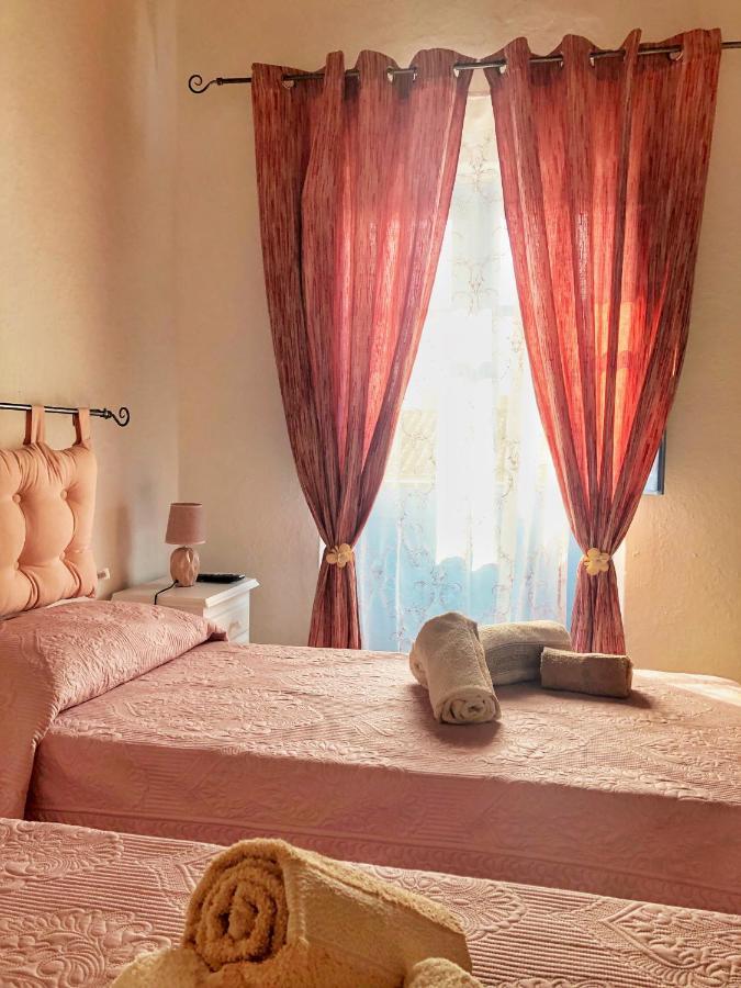 Bed and Breakfast BnB Le Janas Càbras Exterior foto