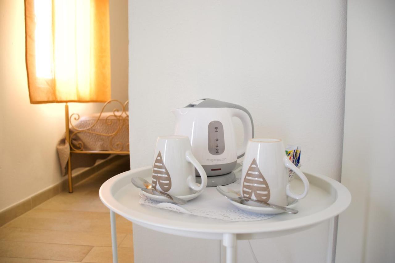 Bed and Breakfast BnB Le Janas Càbras Exterior foto